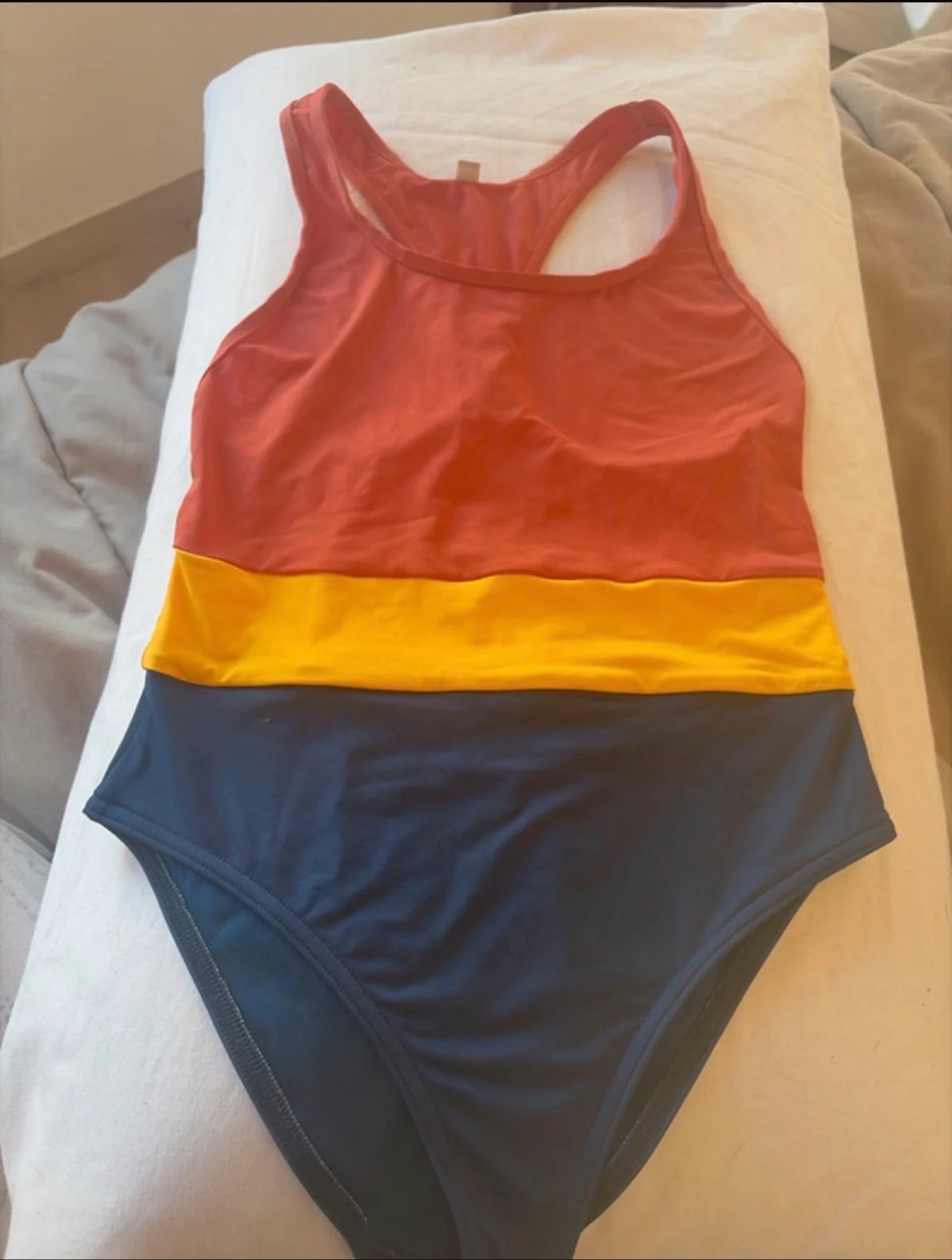 Bañador SUNChild talla 10 años – Nuevo sin etiqueta